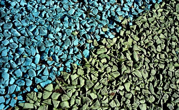 Blue and green rubber mulch