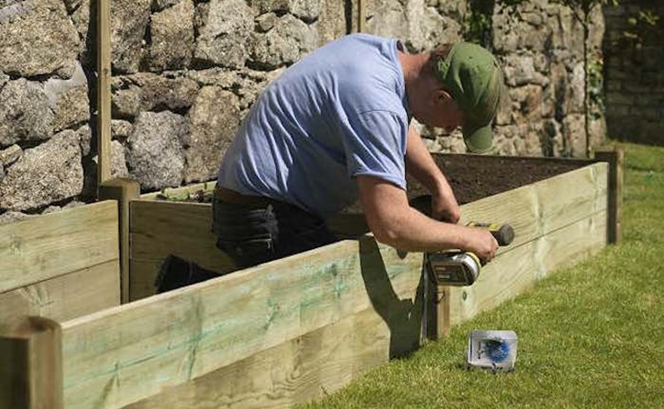 Building a deluxe raised bed