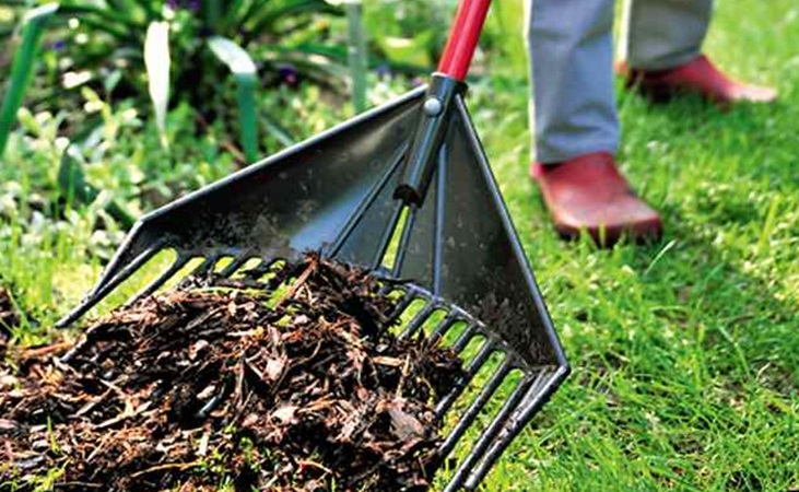 the Golden Gark garden tool in action