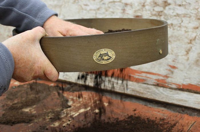 Soil compost sieve