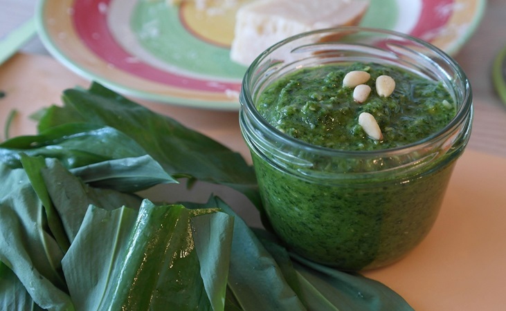 Homemade wild garlic pesto